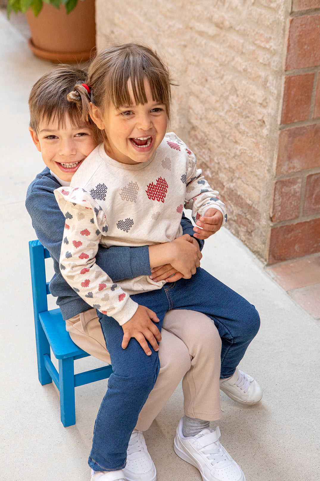 Babybol girls 2 piece outfit with navy trousers