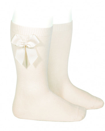 Condor girls beige cotton knee high socks with bow detail
