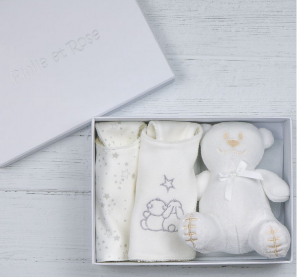 EmileEtGreyStarPrintUnisexBabyBibGiftSet