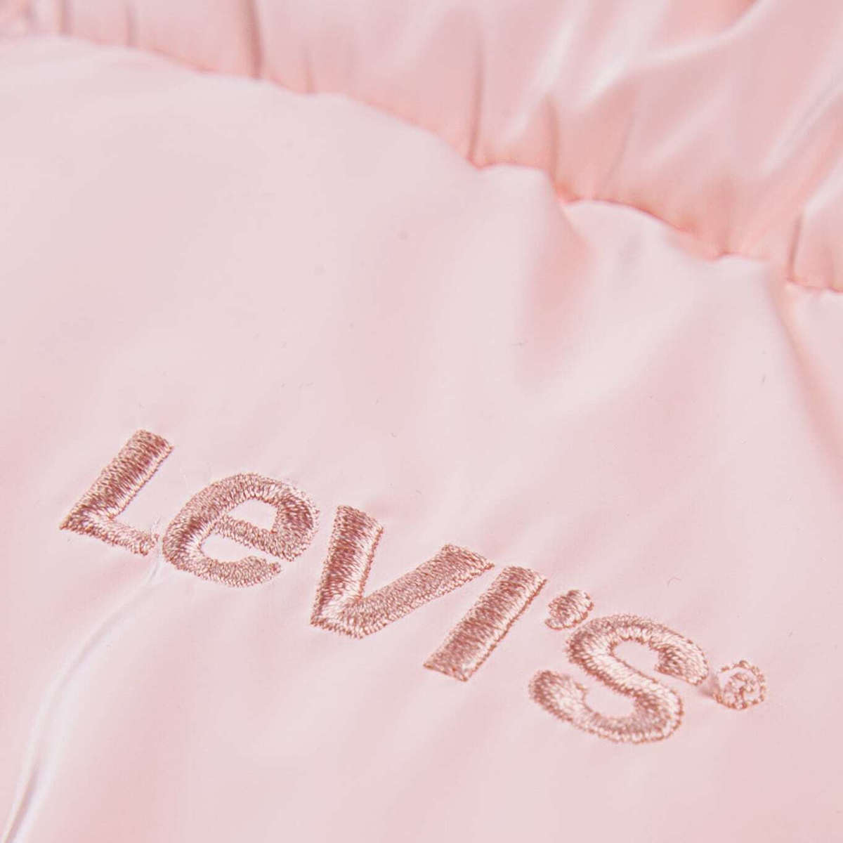 Levi’s pink puffer jacket – close-up of embroidered logo detail