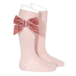 CONDOR_PALE_PINK_KNEE_SOCK_WITH_VELVET_BOW